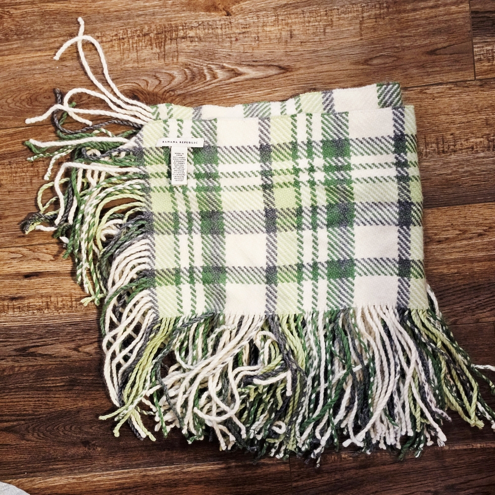 Banana Republic Green White Plaid Scarf with Fringe